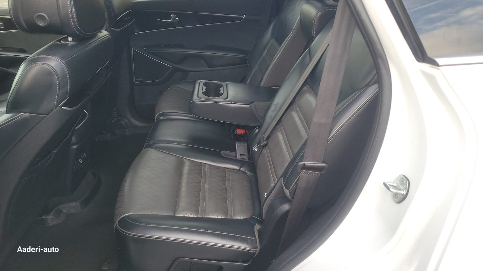 2016 Kia sorento sx 7 places awd 163000KM