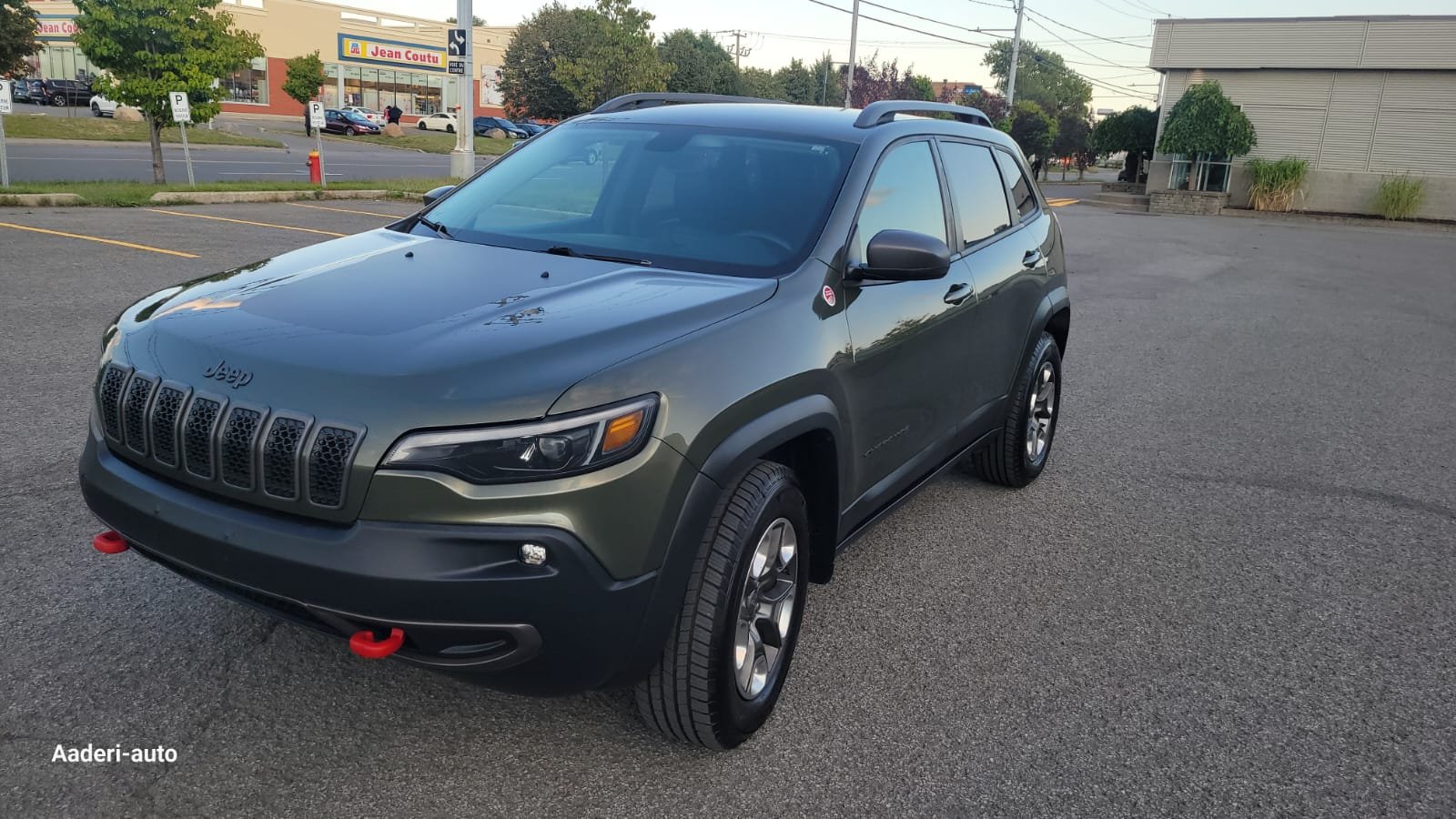 2019 JEEP CHEROKEE Trailhawk AWD 123000 km