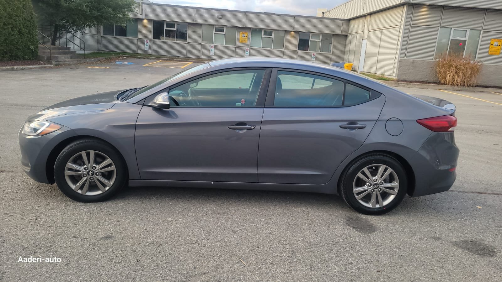 2017 Hyundai Elantra GL 128000km