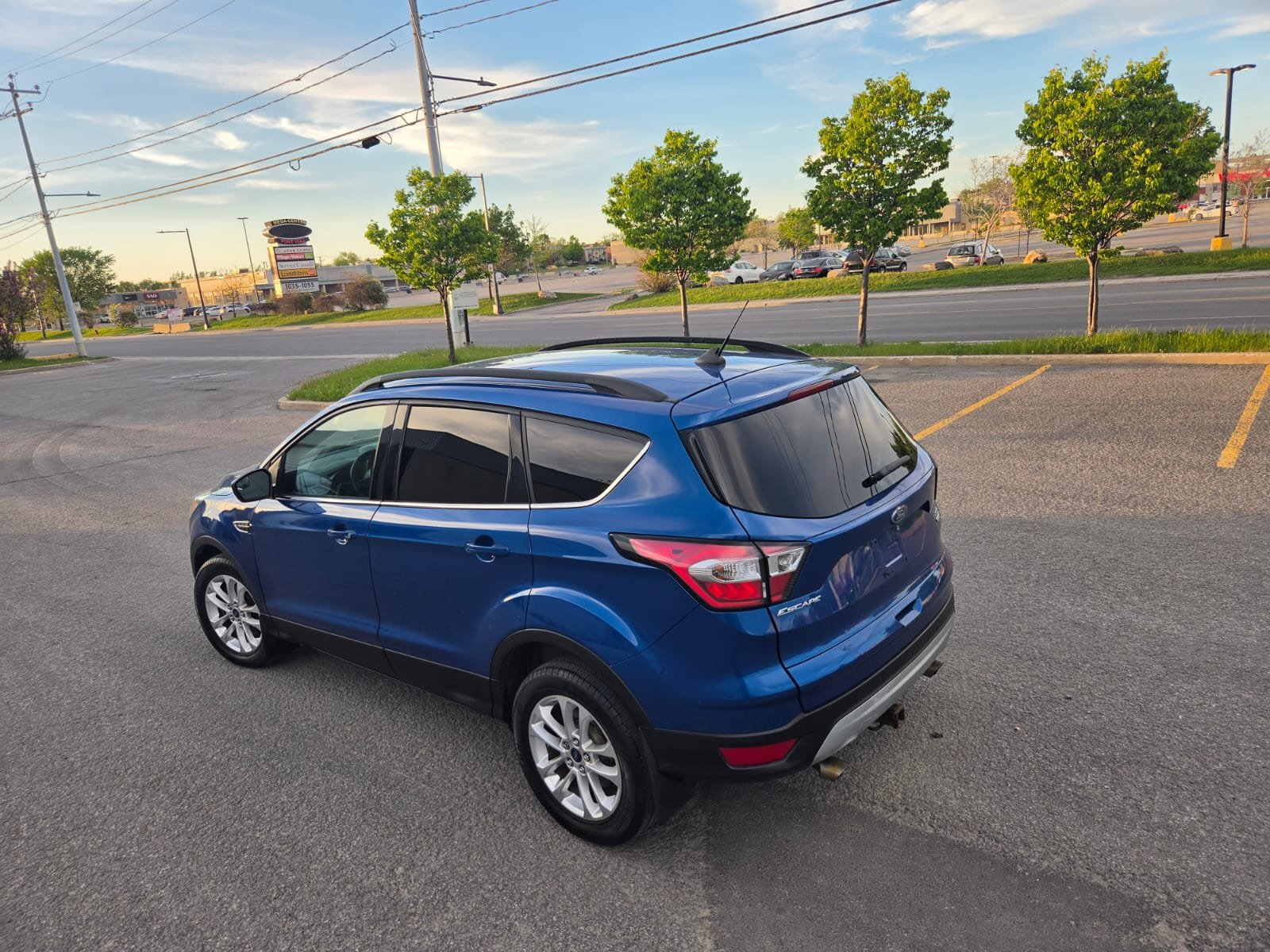 2018 Ford Escape Sel 118000km