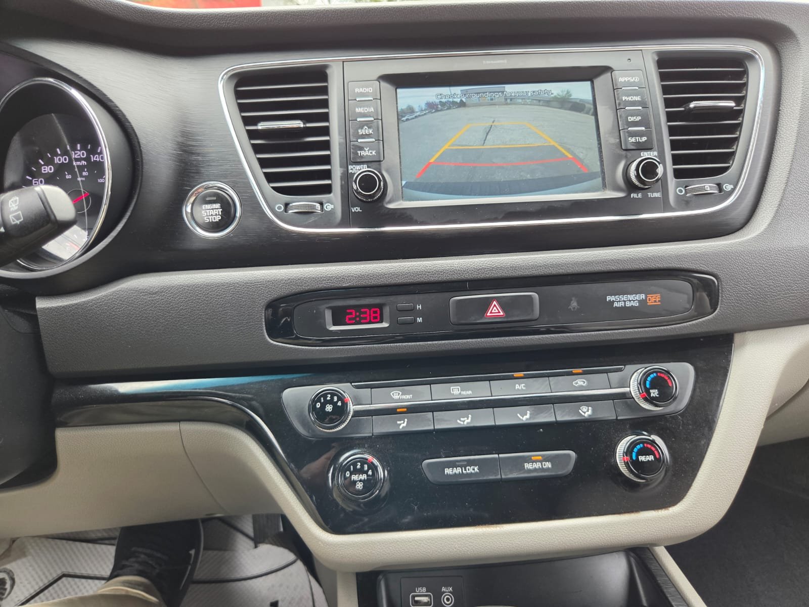 2018 Kia Sedona LX