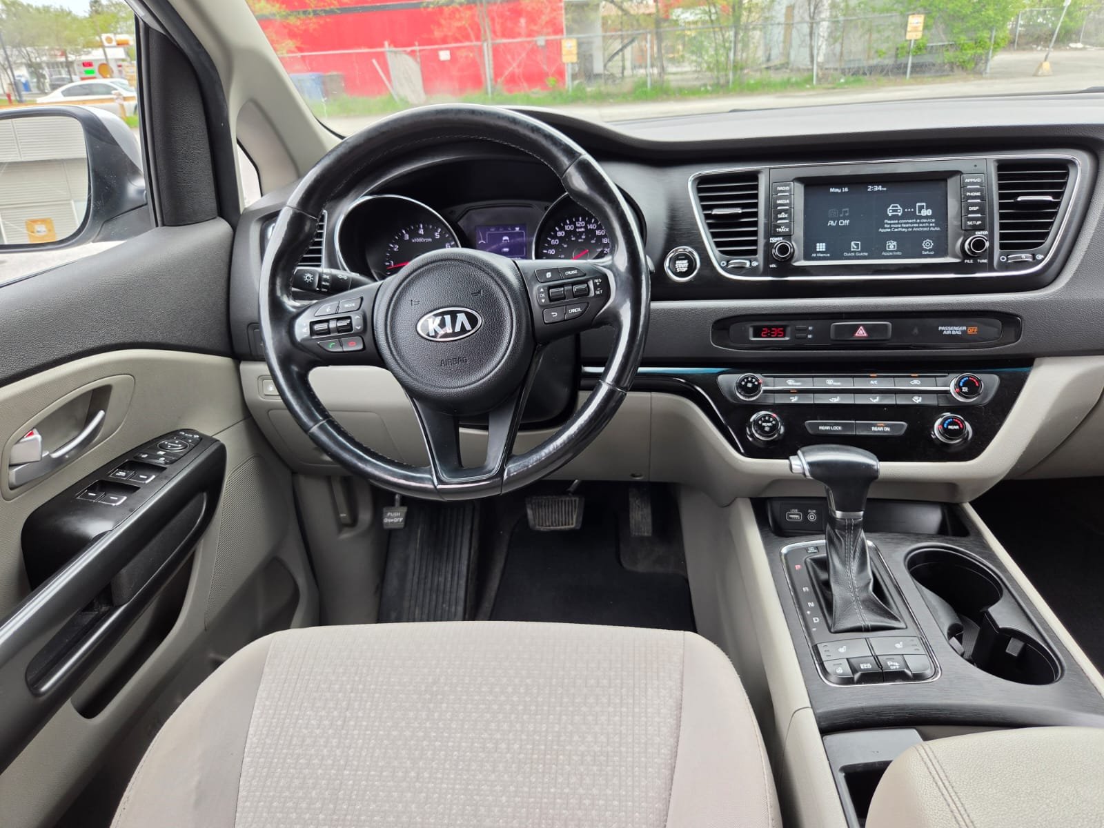 2018 Kia Sedona LX
