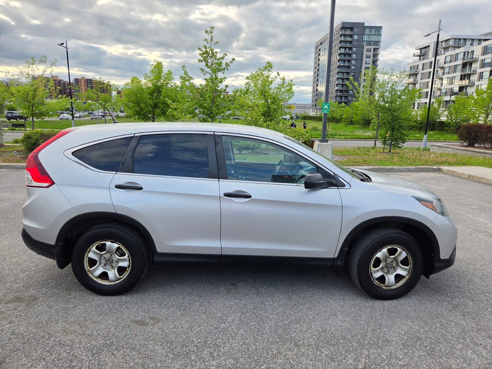 2014 Honda CR-V LX .139000Km