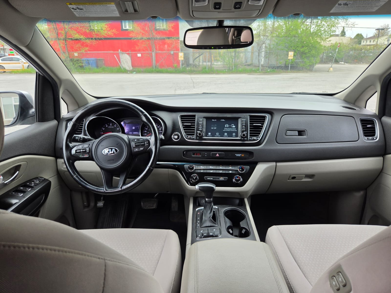 2018 Kia Sedona LX