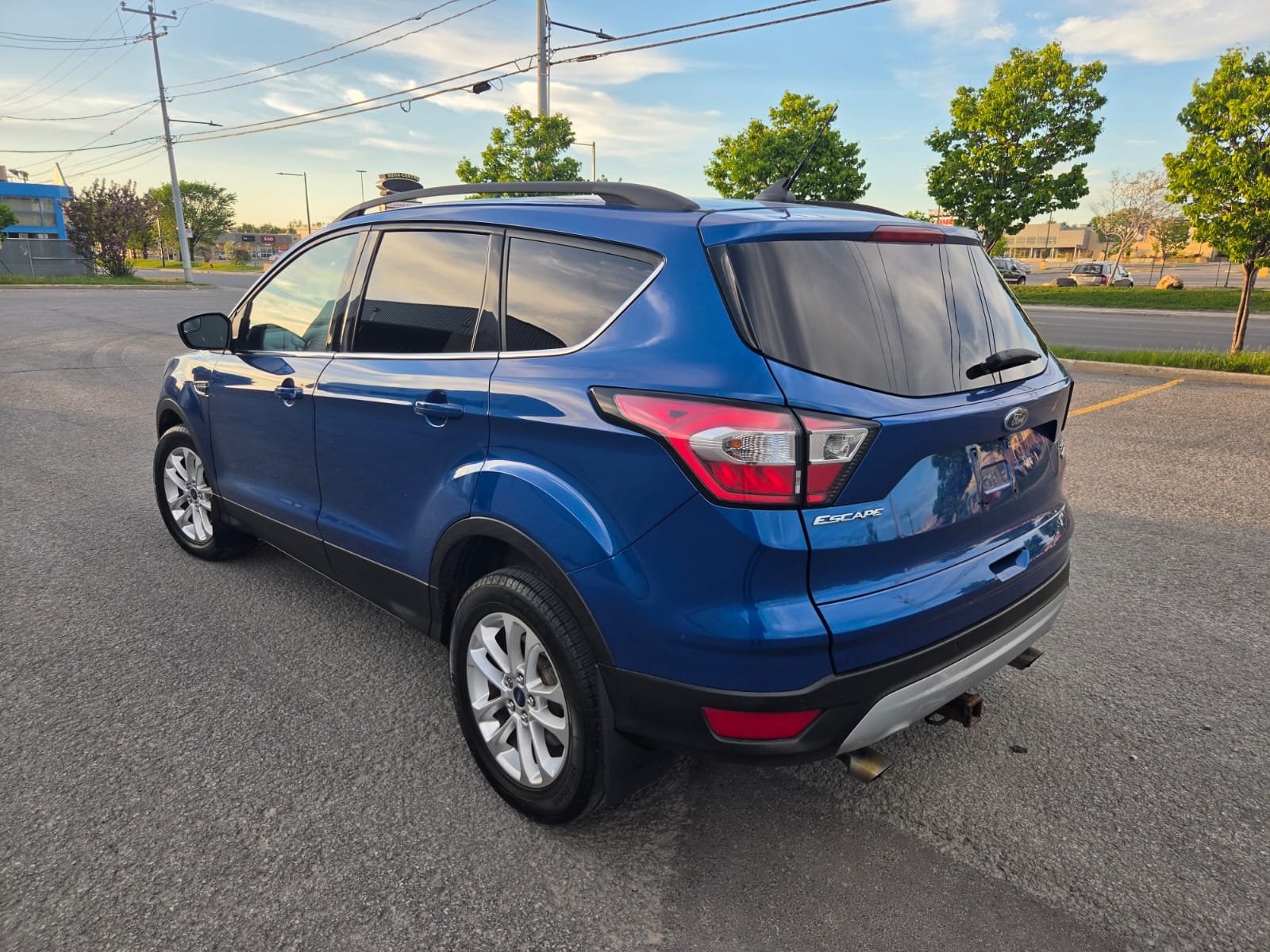 2018 Ford Escape Sel 118000km