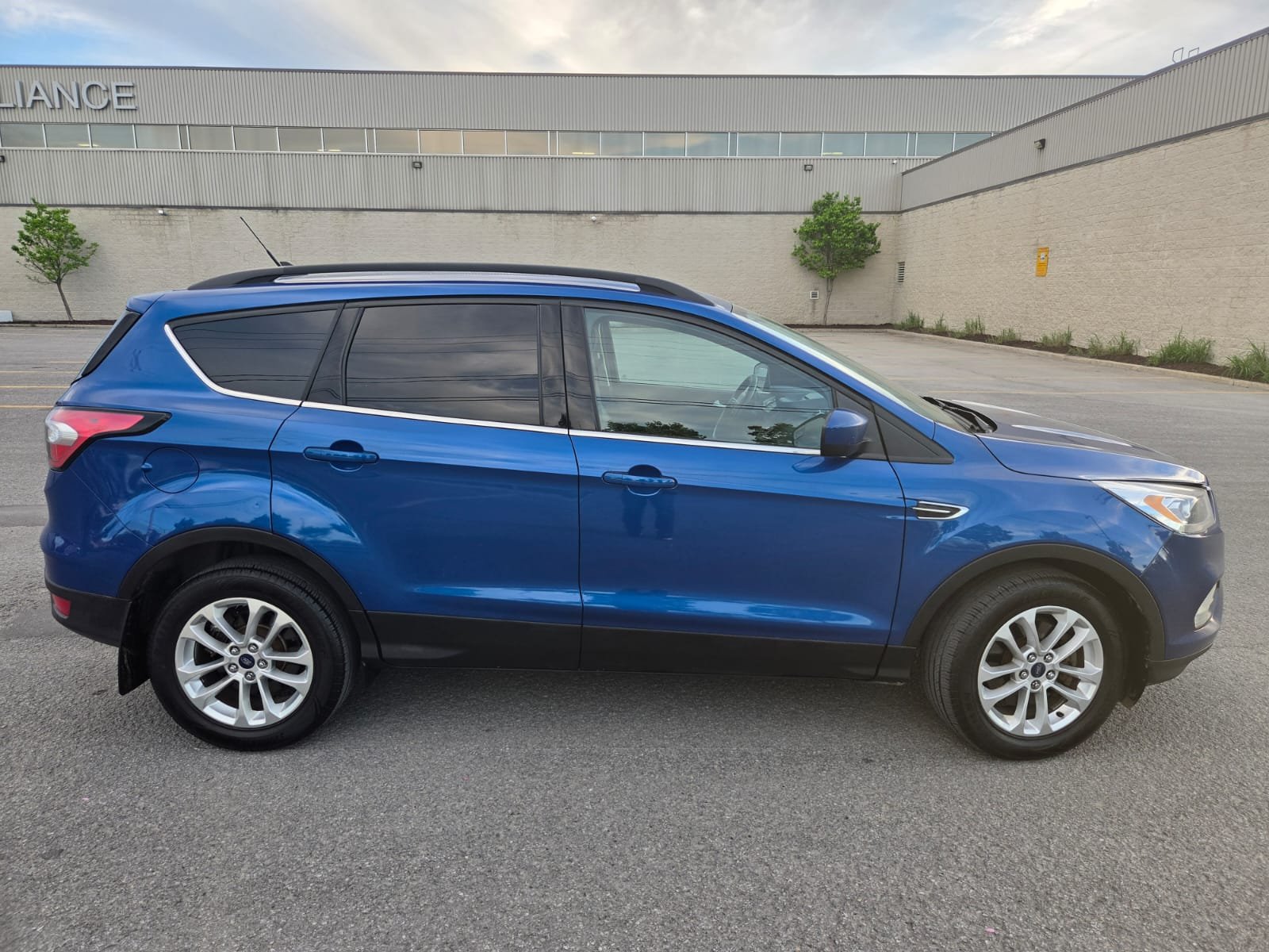 2018 Ford Escape Sel 118000km
