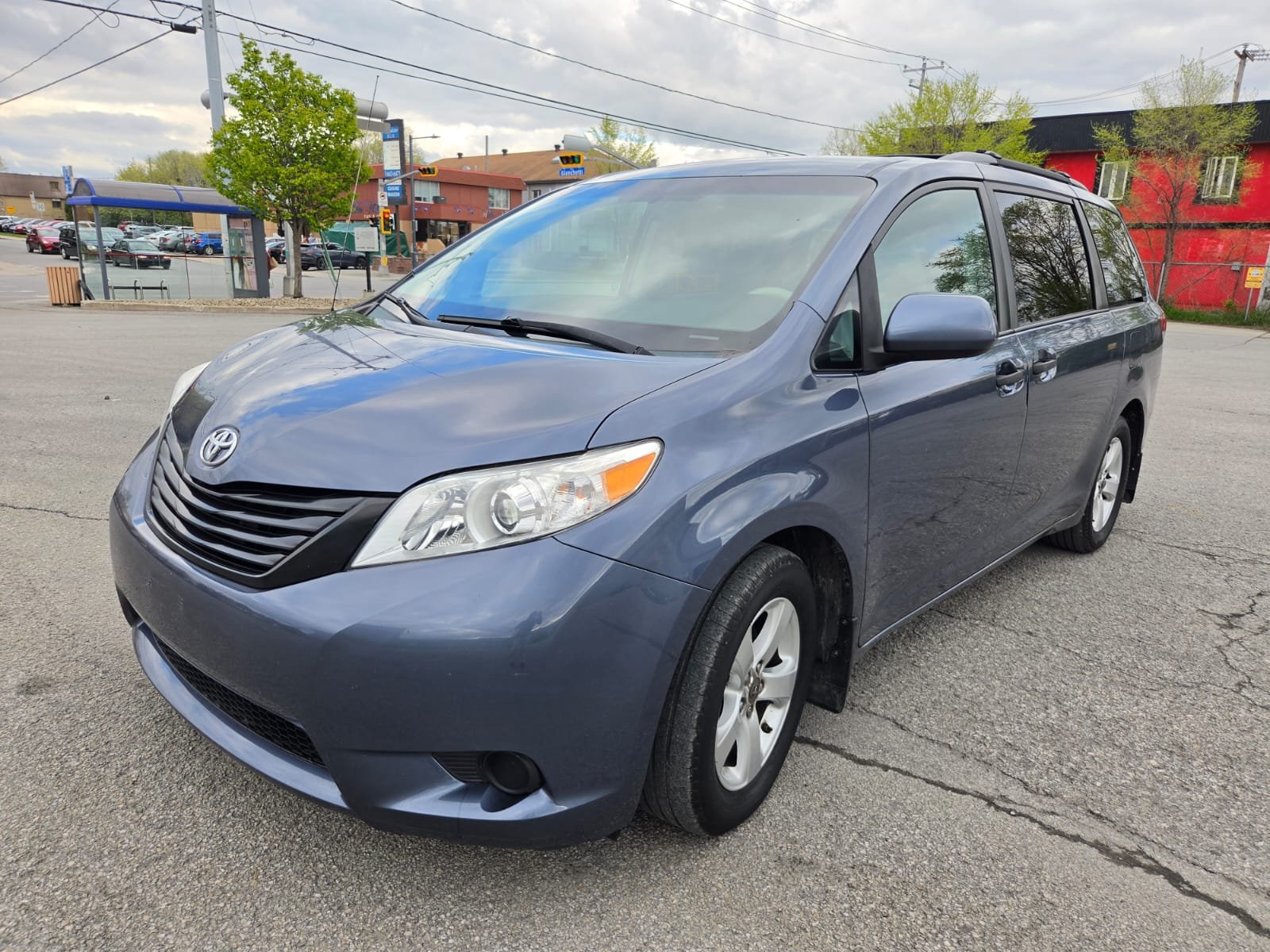 2013 Toyota Sienna 143000Km