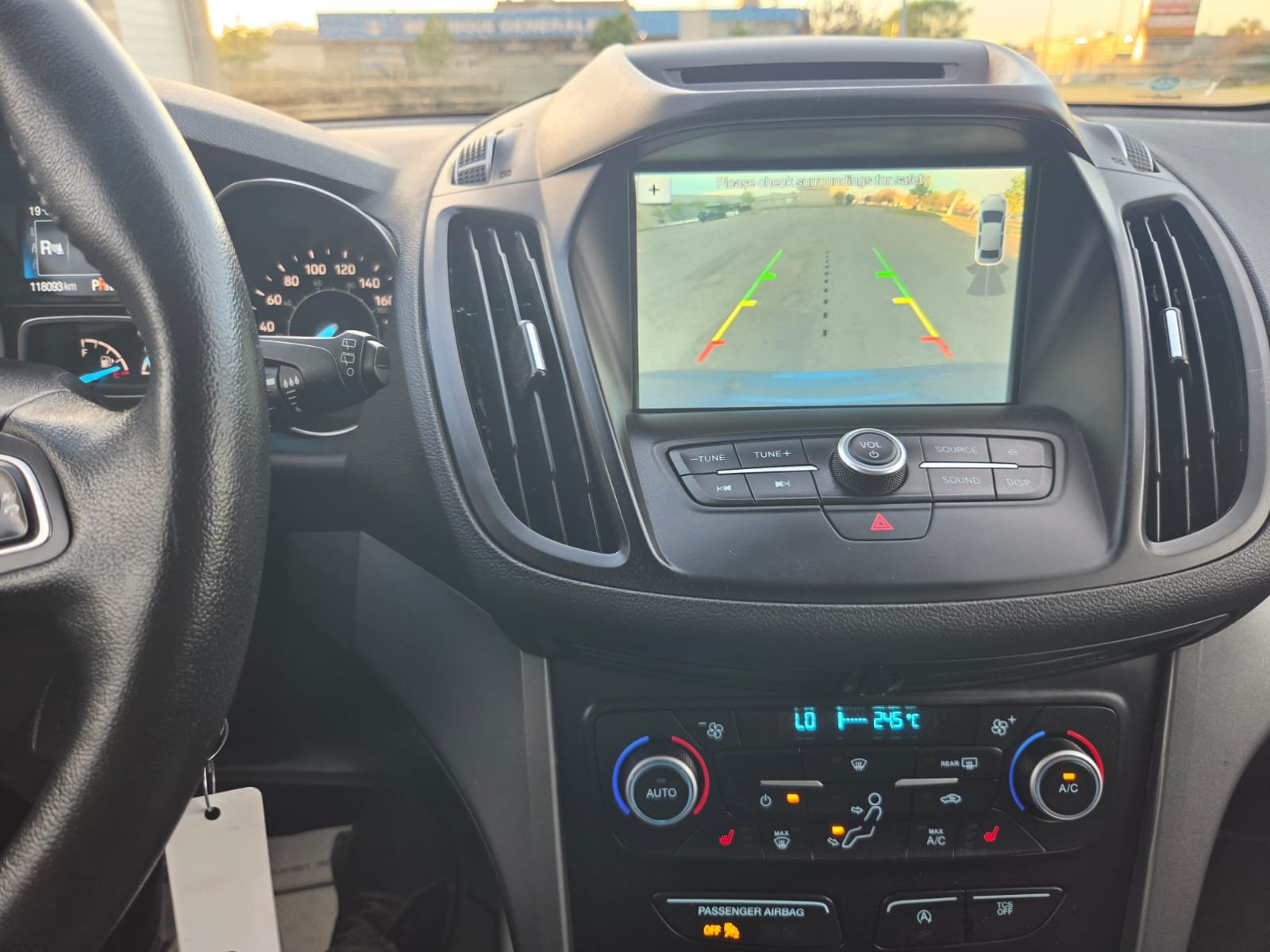 2018 Ford Escape Sel 118000km