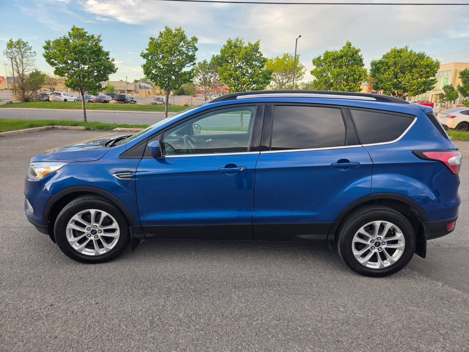 2018 Ford Escape Sel 118000km
