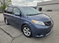 2013 Toyota Sienna 143000Km