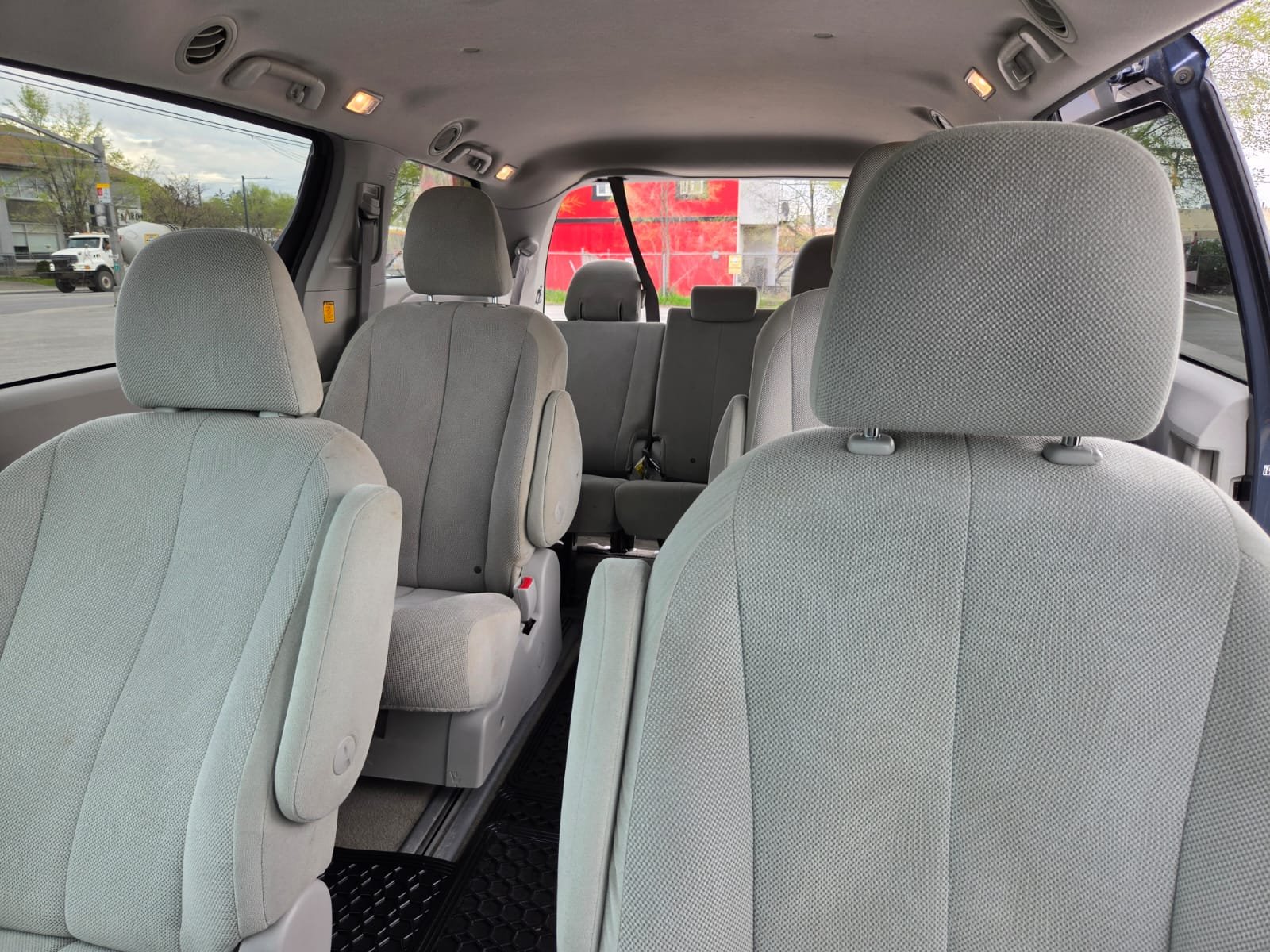 2013 Toyota Sienna 143000Km