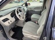2013 Toyota Sienna 143000Km