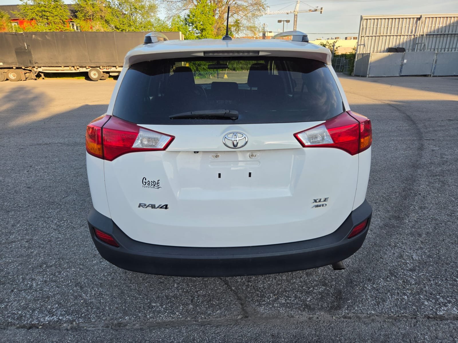 2014 Toyota Rav4 XLE 160000 Km