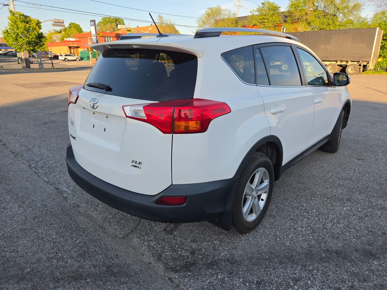 2014 Toyota Rav4 XLE 160000 Km