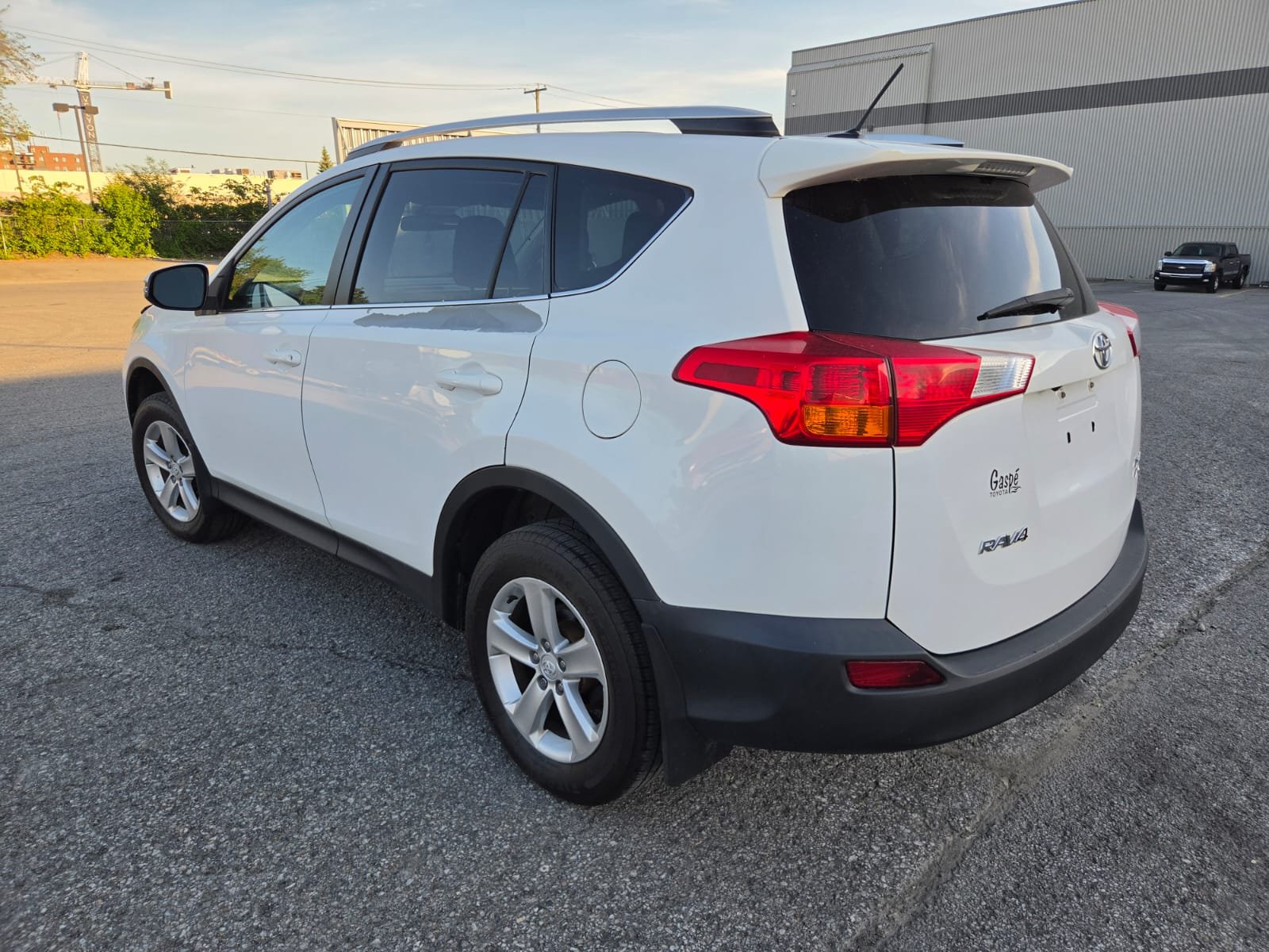 2014 Toyota Rav4 XLE 160000 Km