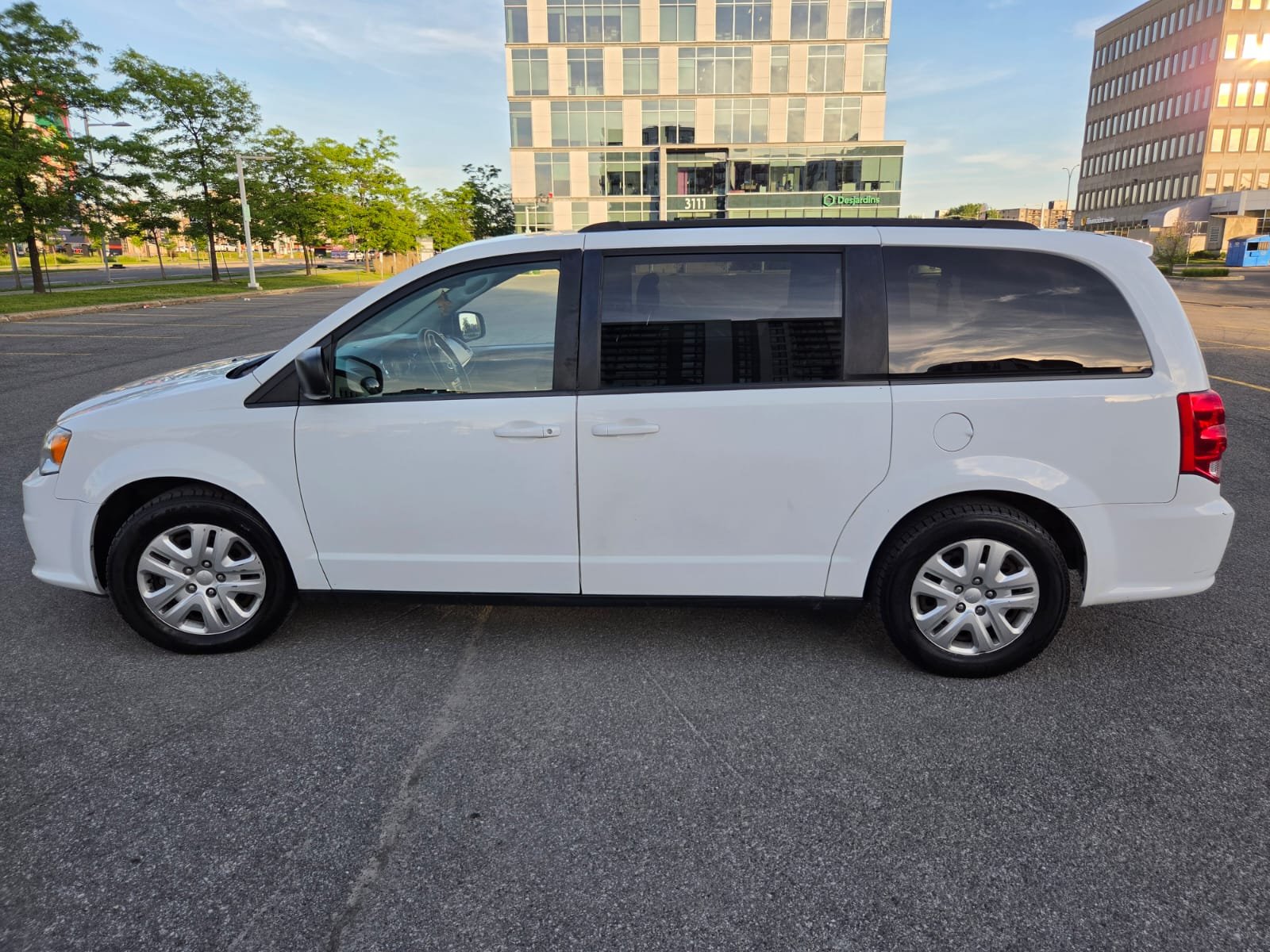 2019 Dodge Grd Caravan 193000km