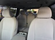 2018 Kia sedona lx 8 places