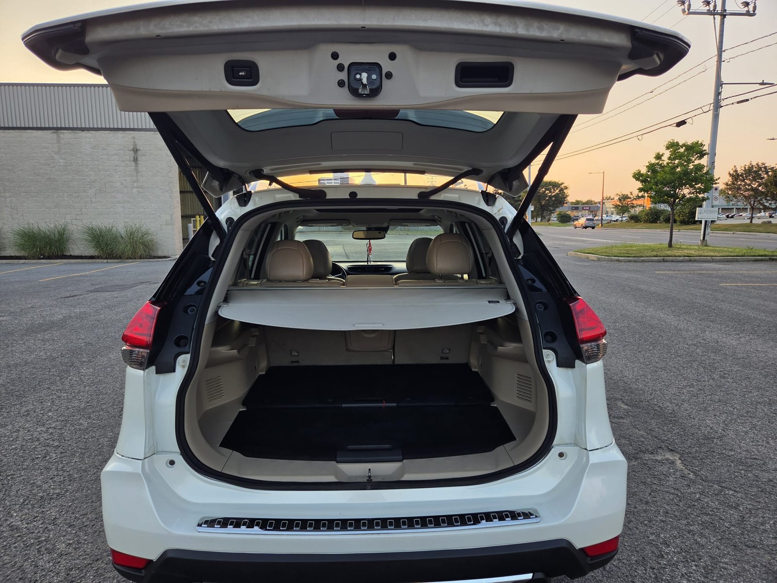 2017 Nissan rogue sl 148000 Km