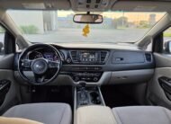 2018 Kia sedona lx 8 places