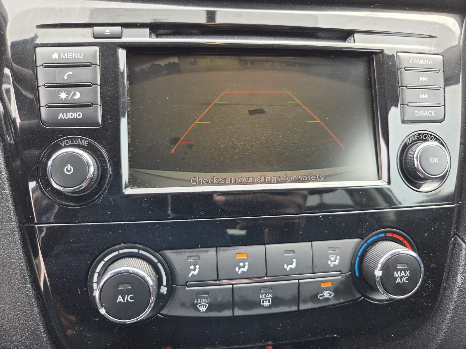 2018 Nissan rogue SV