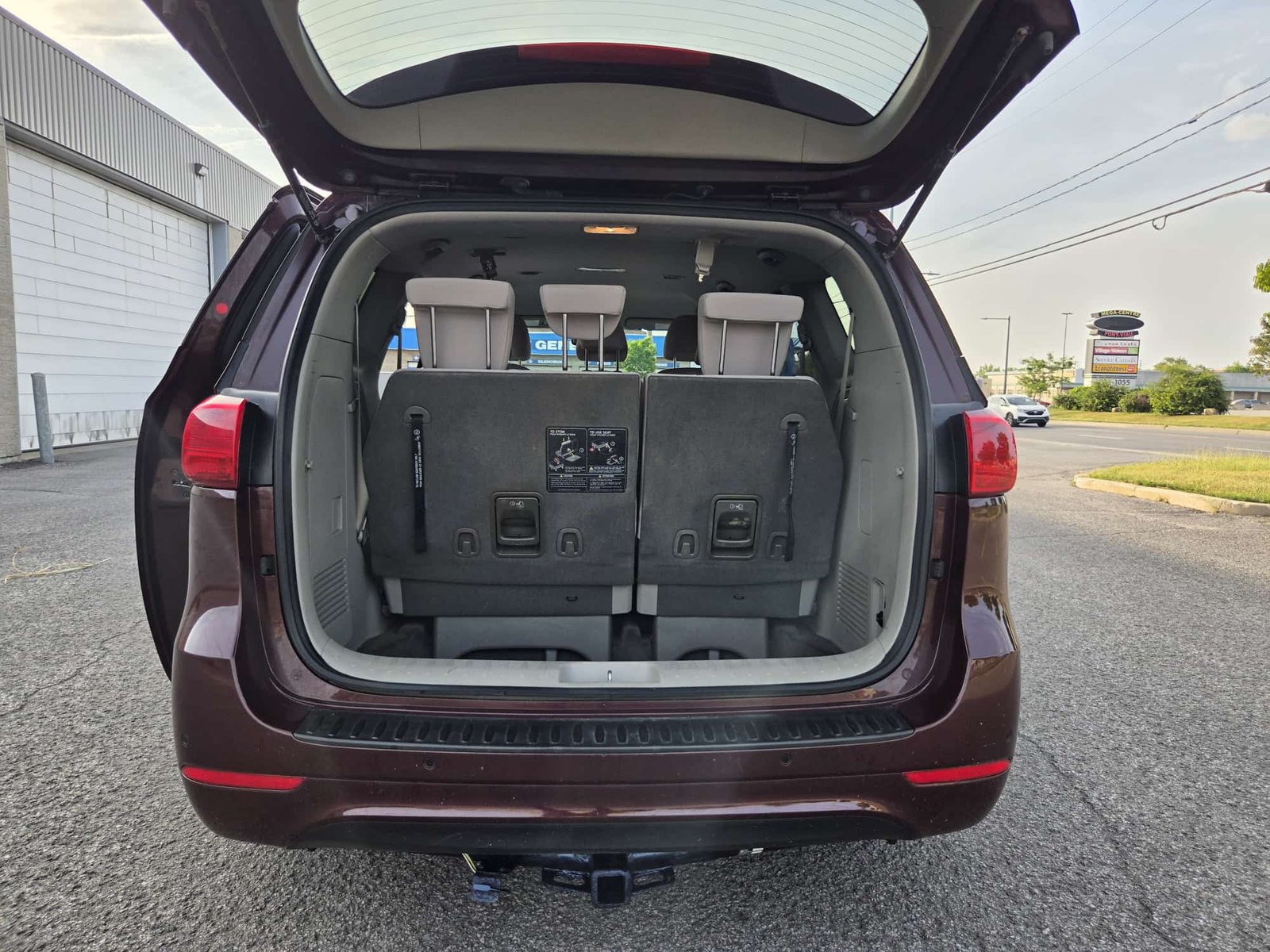 2017 Kia Sedona LX