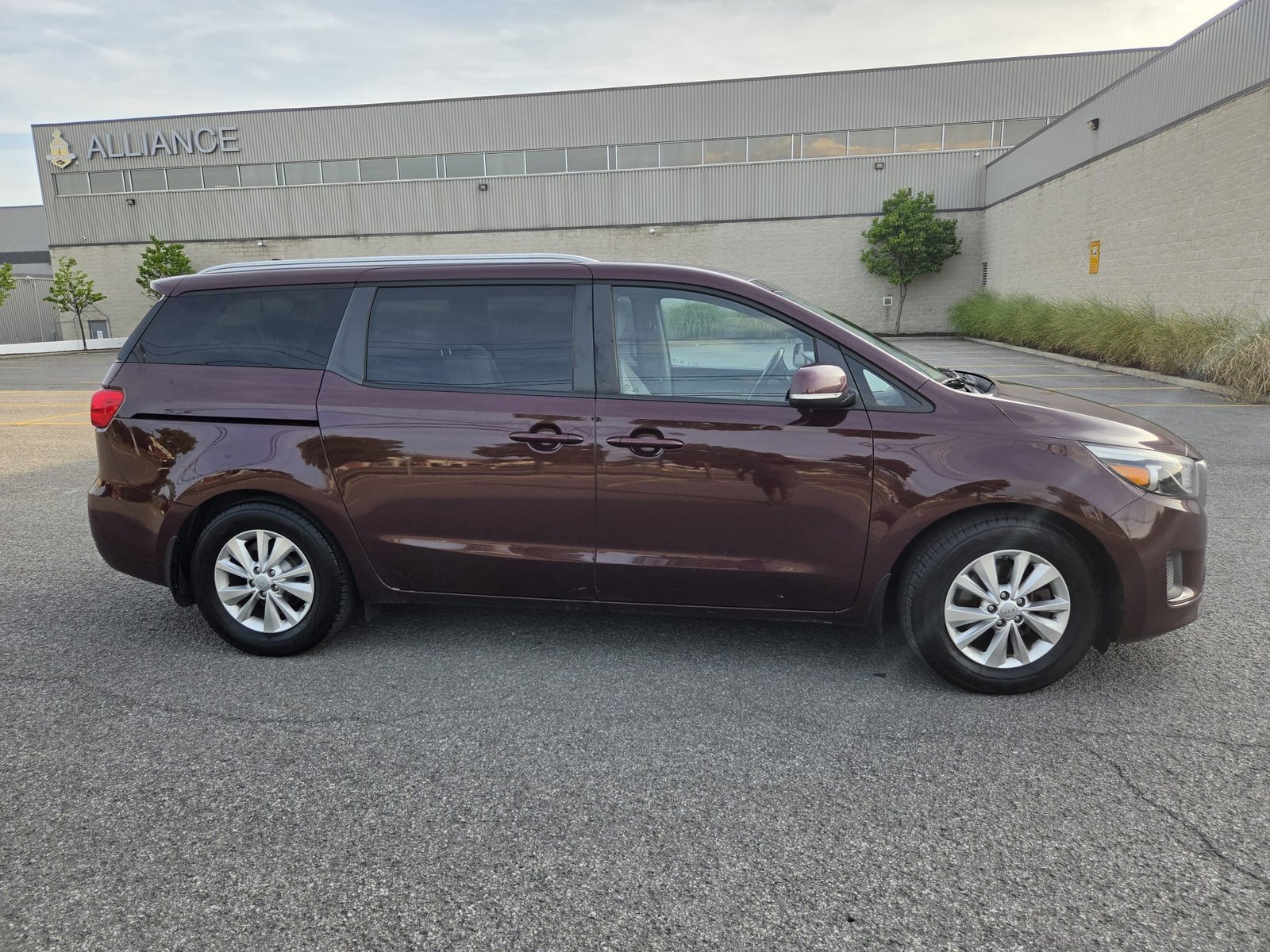 2017 Kia Sedona LX
