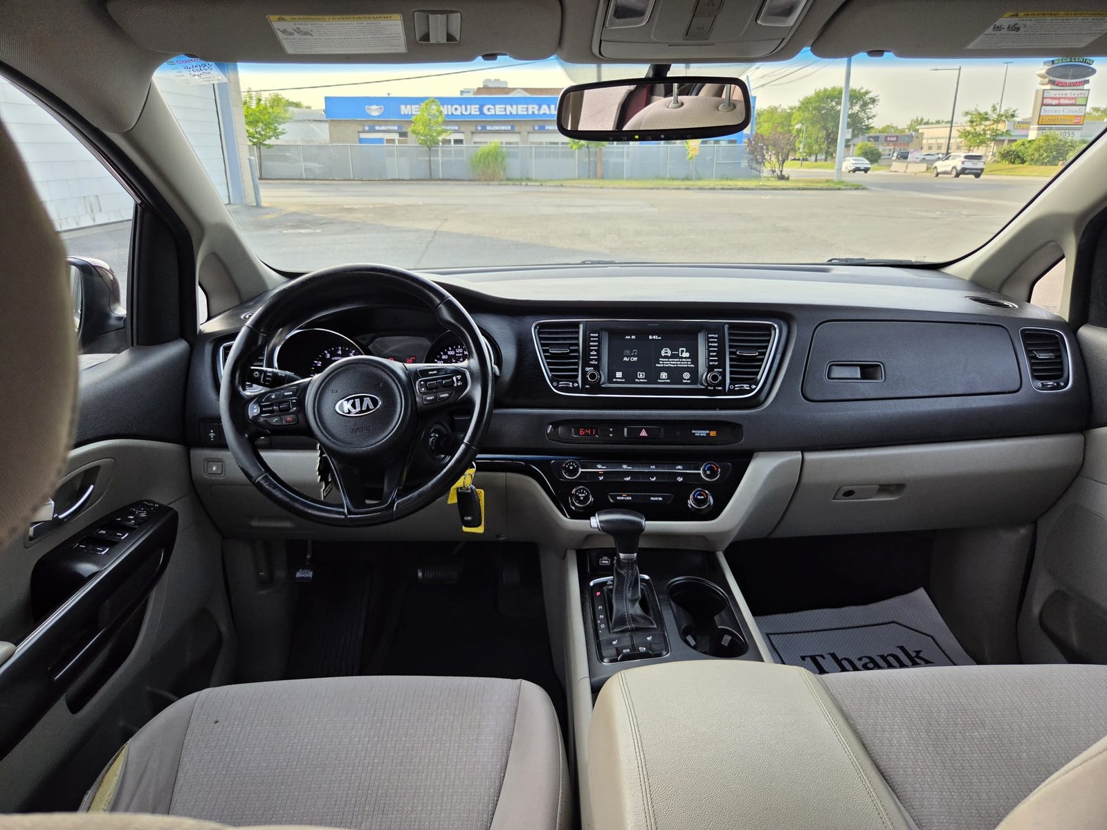 2017 Kia Sedona LX