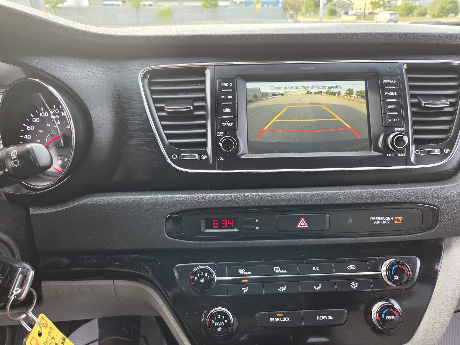 2017 Kia Sedona LX